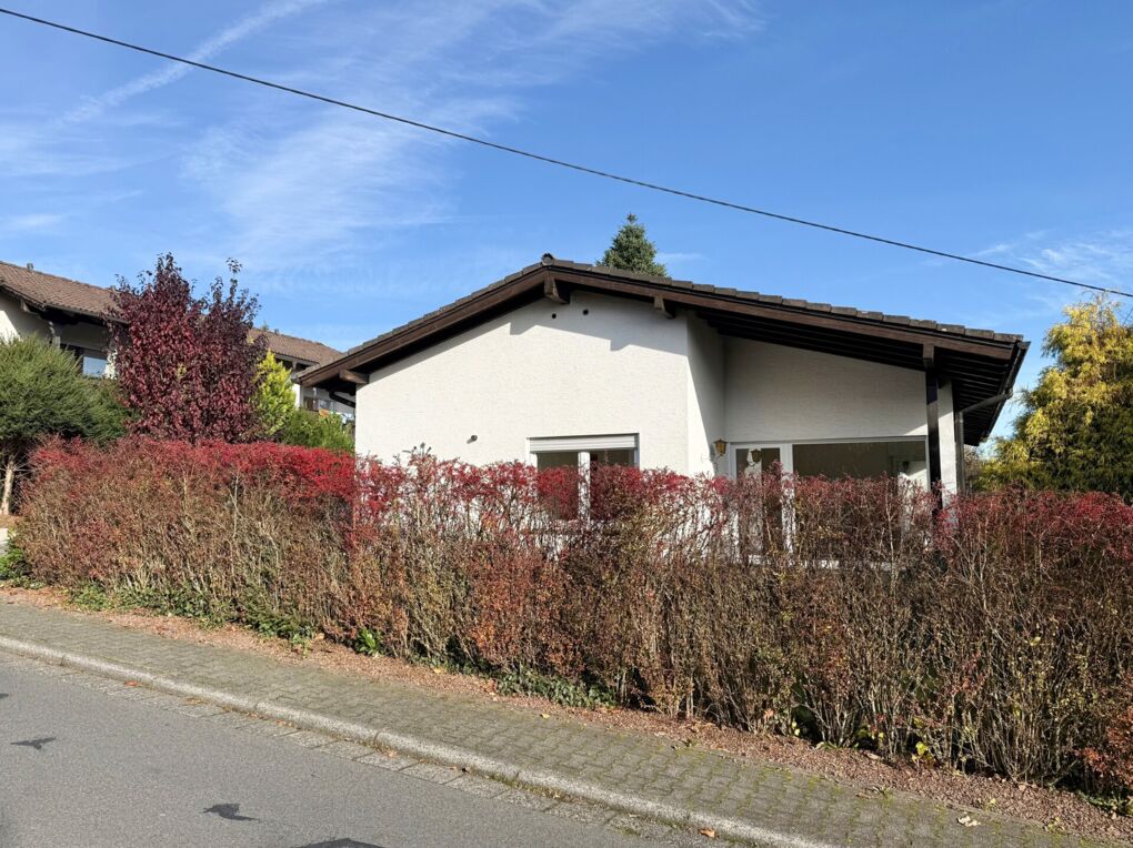 Straßenansicht