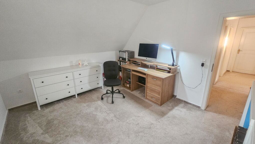 Arbeitszimmer OG