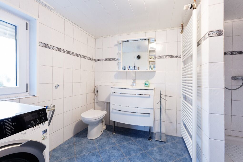 Duschbad EG