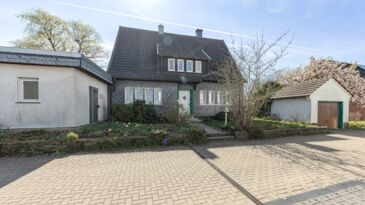 Freistehendes Einfamilienhaus