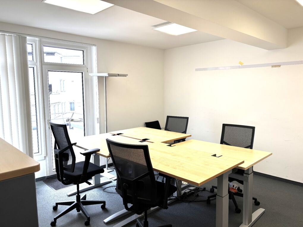 Büro 1