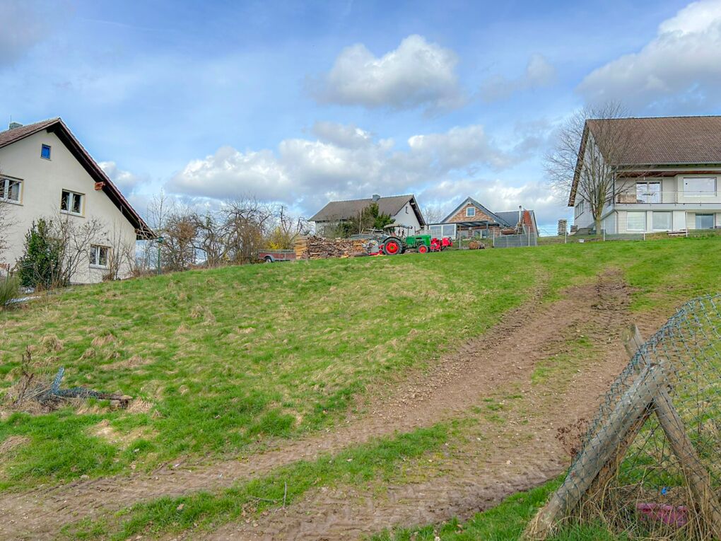 Straßenansicht
