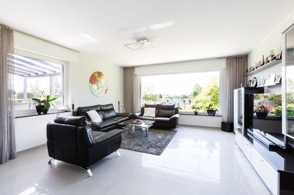 Wohnzimmer Ansicht 2
