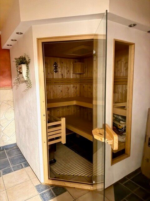 Sauna um Untergeschoss