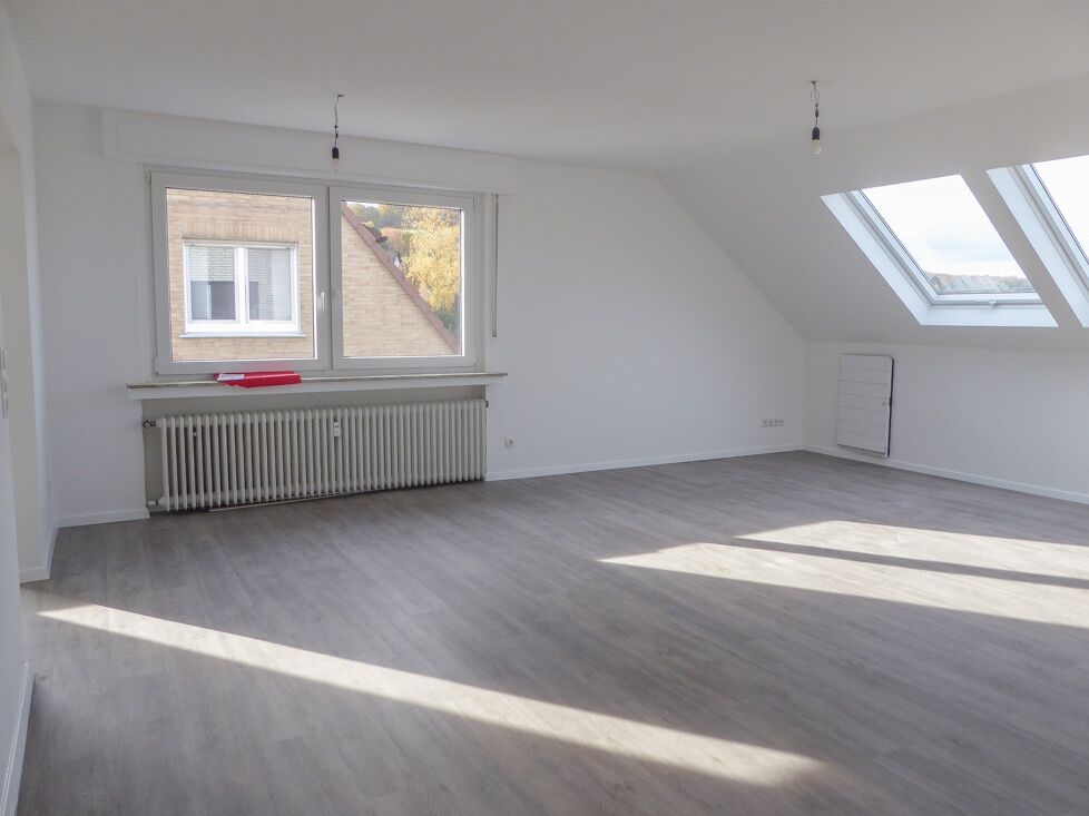 Großzügiges Wohn-/ Esszimmer