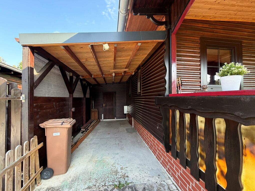 Carport