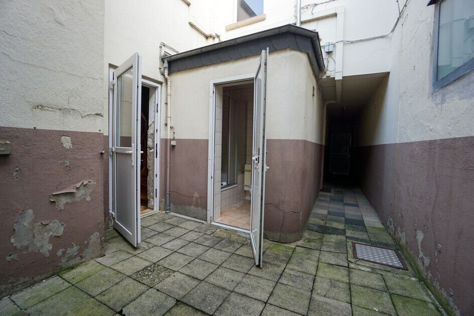 ... und Innenhof