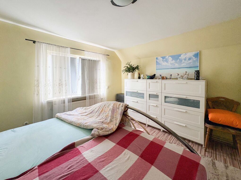 Schlafzimmer OG