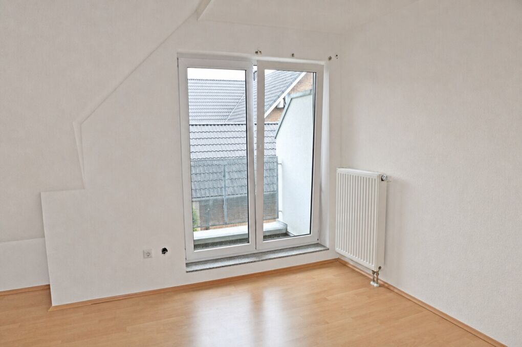 Schlafzimmer I mit Balkon