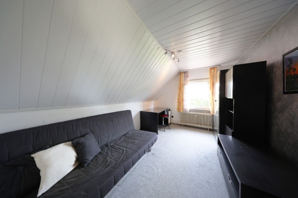 Zimmer 2 im Dachgeschoss