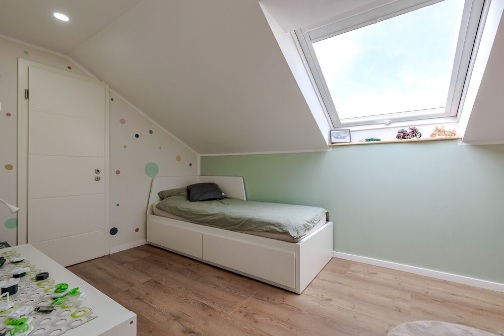 Schlafzimmer 2 OG