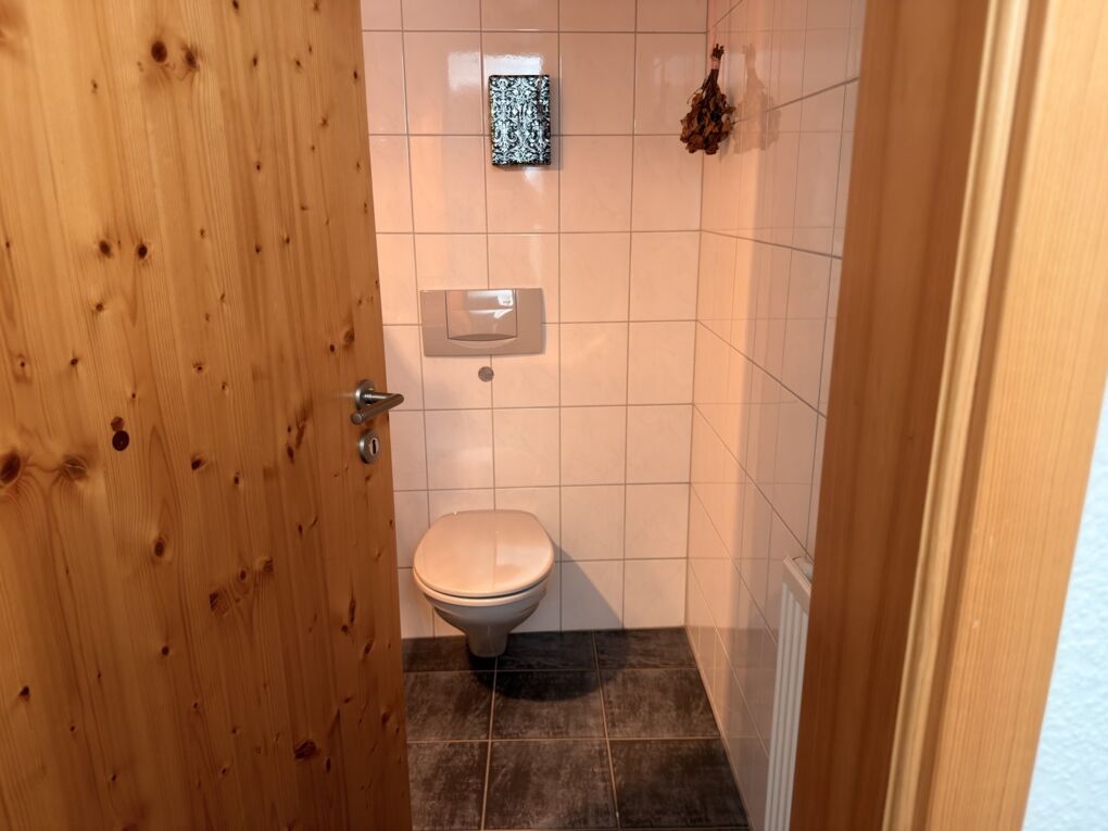 WC EG
