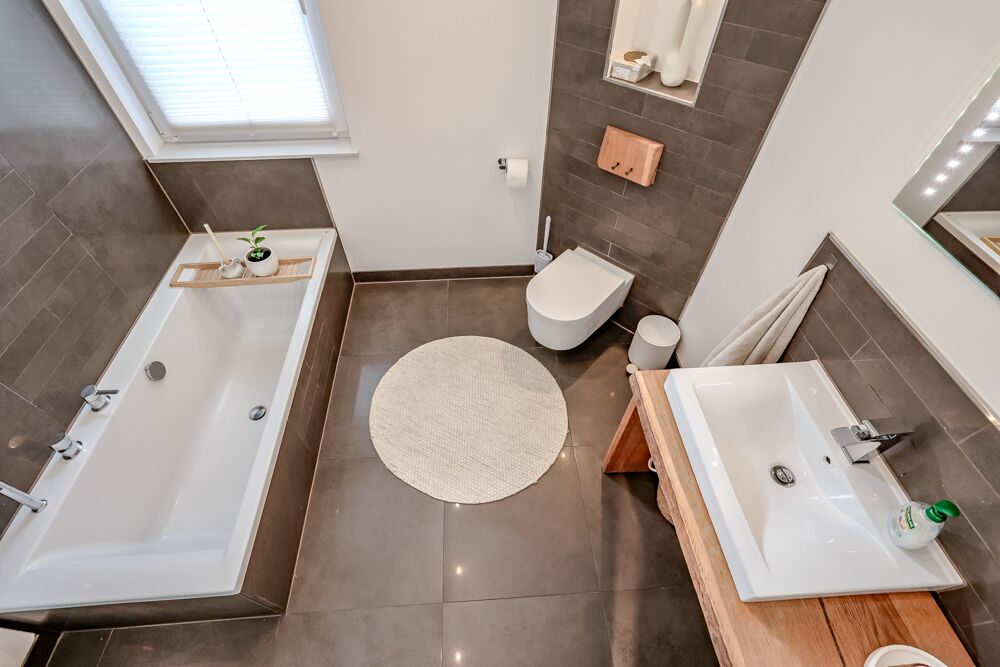 Badezimmer EG