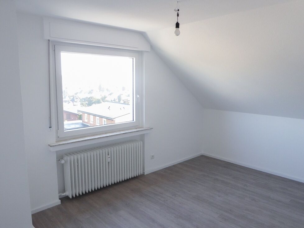Kinder-/ oder Arbeitszimmer 1