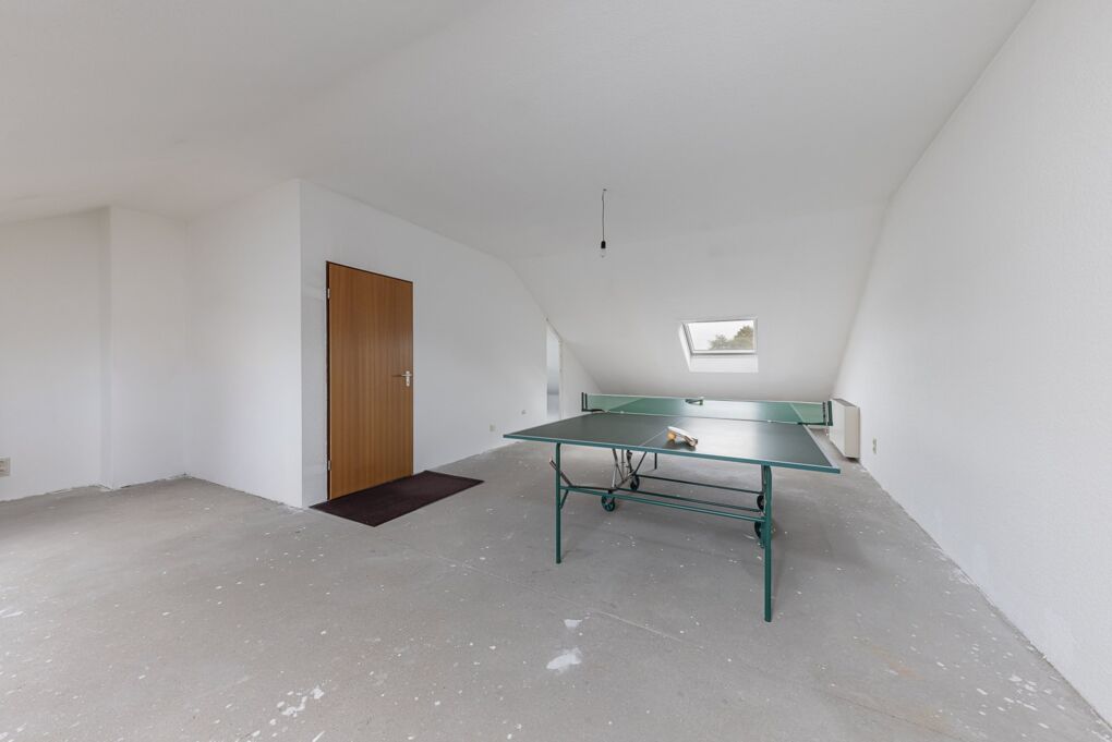 ausgebautes Zimmer im Dachgeschoss