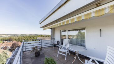 sonnige Dachterrasse