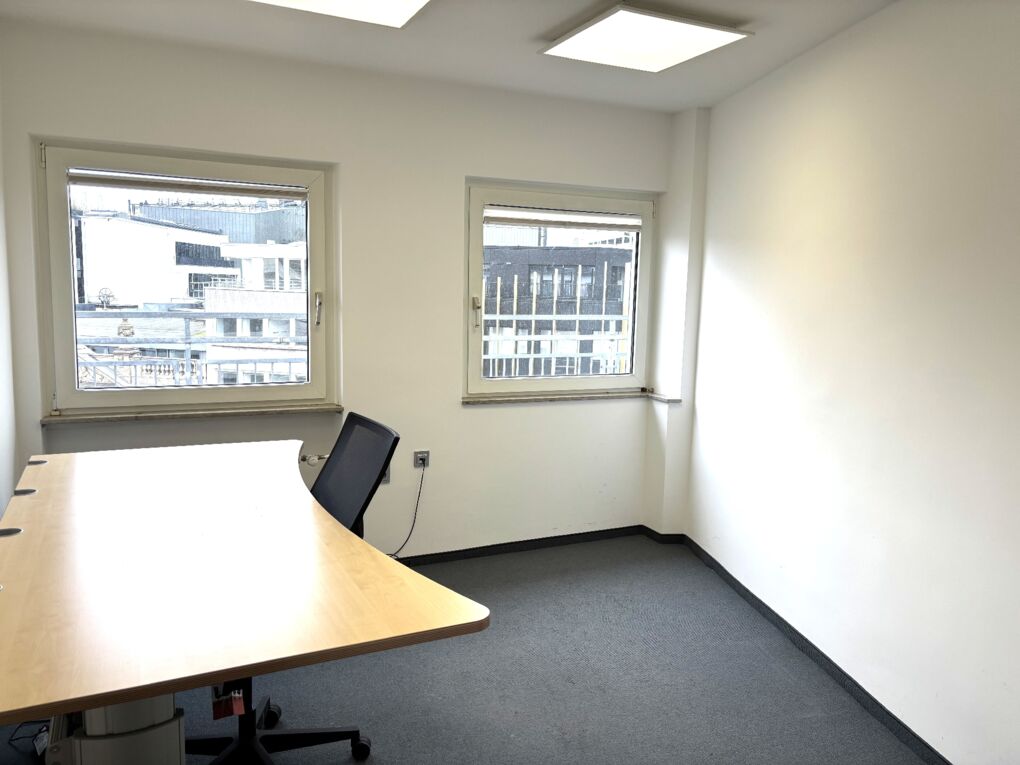 Büro 3