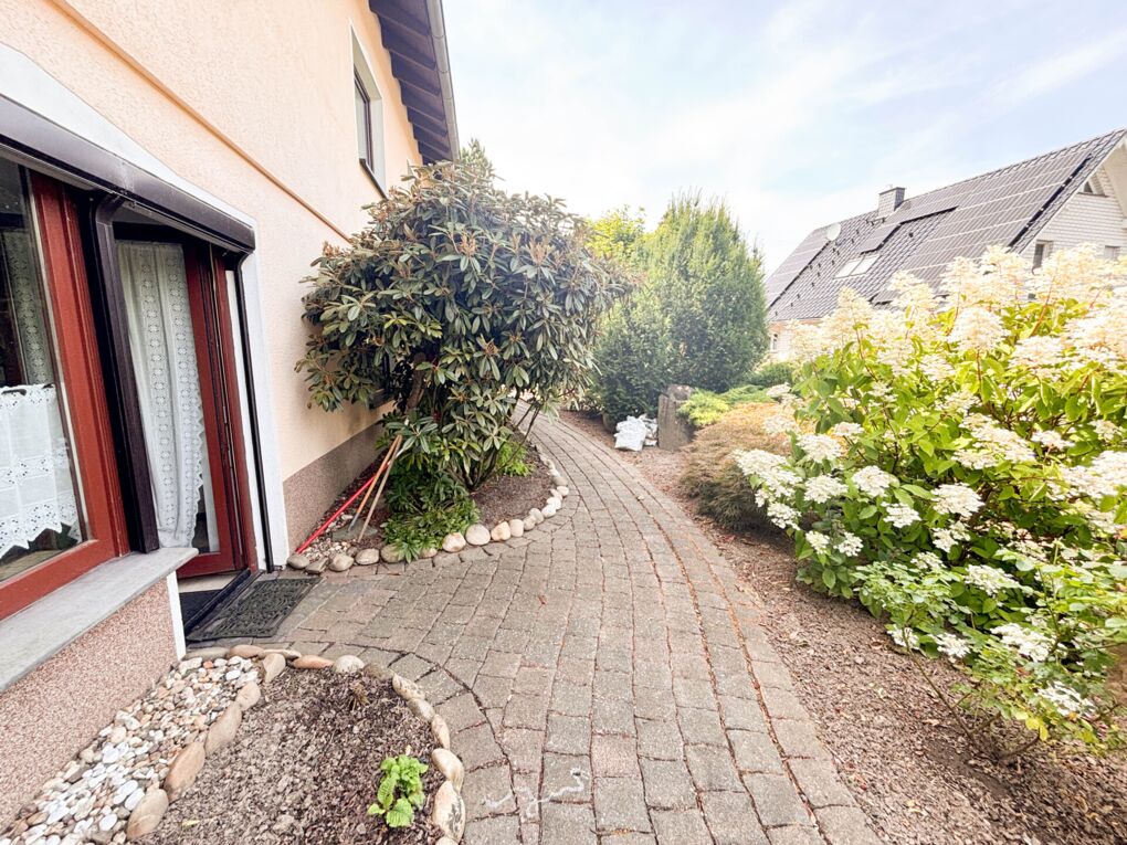 Ausgang KG