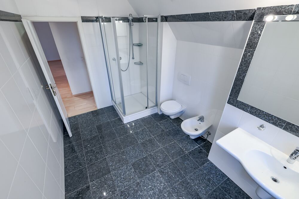 Badezimmer 1 OG