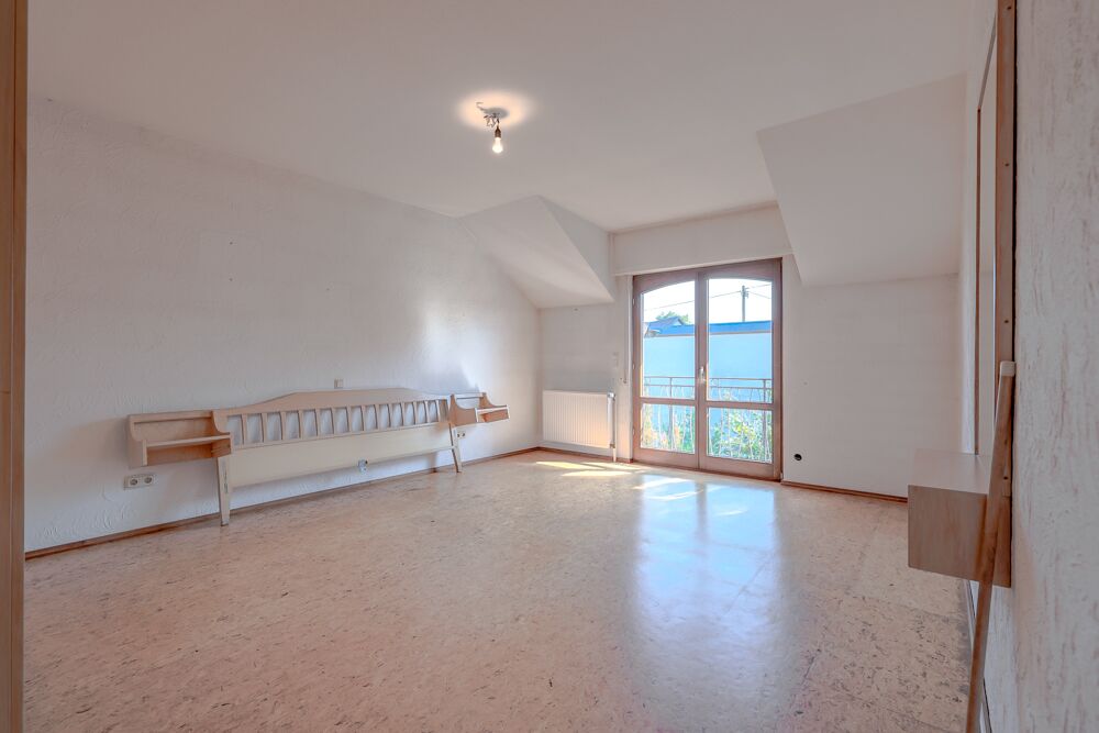 Schlafzimmer 1