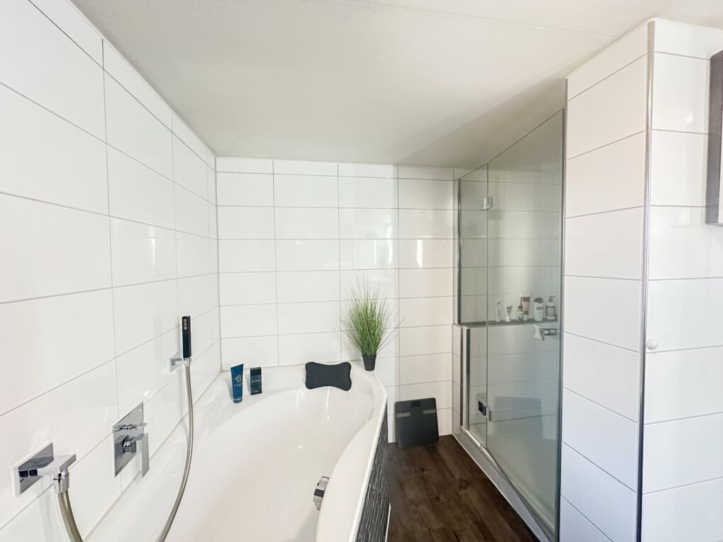 1. OG Badezimmer EG 