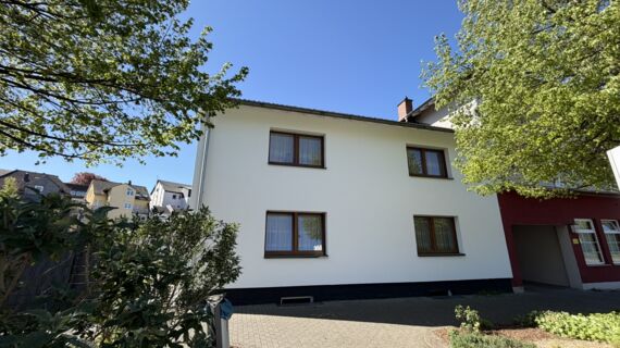 Straßenansicht