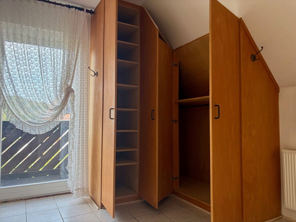 Einbauschränke im Schlafzimmer (DG)