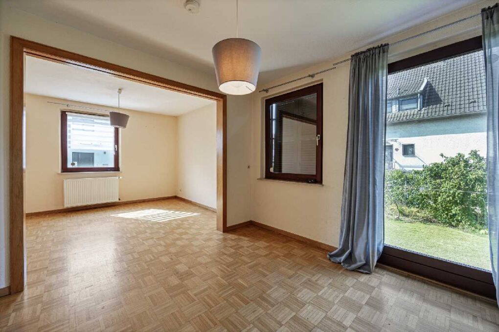 Wohn-/Essbereich EG Altbau