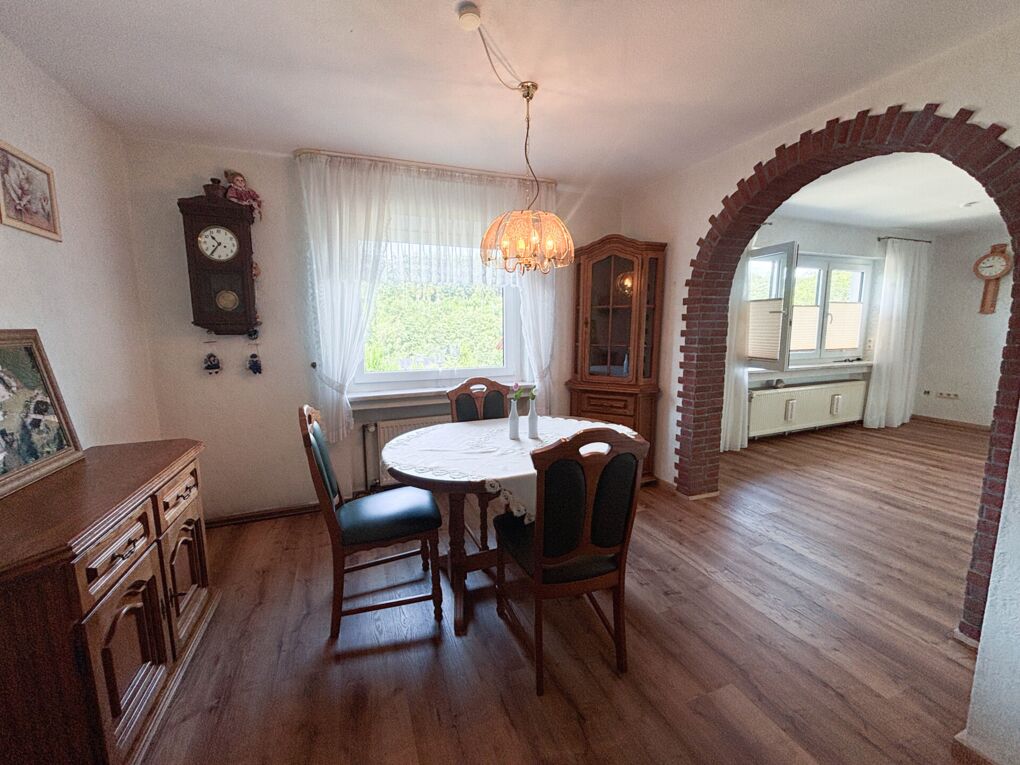 Esszimmer/Durchgangszimmer EG